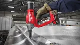 Аккумуляторный заклёпочник Milwaukee M18 FUEL ONEFPRT-202X