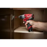 Аккумуляторная ударная дрель-шуруповерт Milwaukee M18 CBLPD-422C