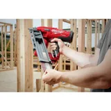 Аккумуляторный гвоздезабиватель Milwaukee M18 FFN-0C