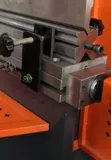 Вертикальный листогибочный пресс Metal Master серии HPJ 2580 с ЧПУ E22