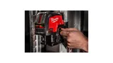 Аккумуляторный линейно-точечный лазерный нивелир Milwaukee M12 CLLP-0C