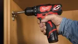 Дрель - шуруповерт Milwaukee M12 BDD-202С