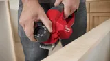 Аккумуляторный рубанок Milwaukee M12 BLP-0X