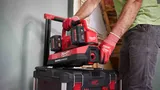 Зарядное устройство Milwaukee M18 PC6 EU на 6 аккумуляторов