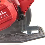 Аккумуляторная циркулярная пила Milwaukee M18 FCS66-0 FUEL