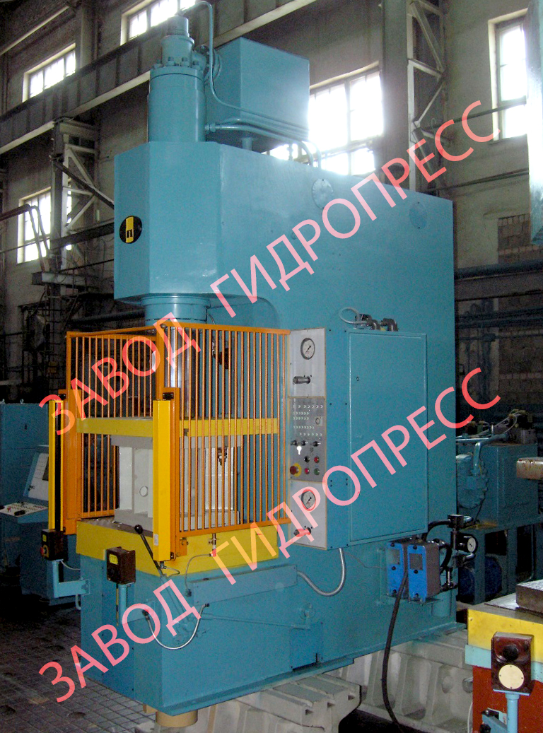 Гидравлический пресс ПБ6330-02 с усилием 1000кН