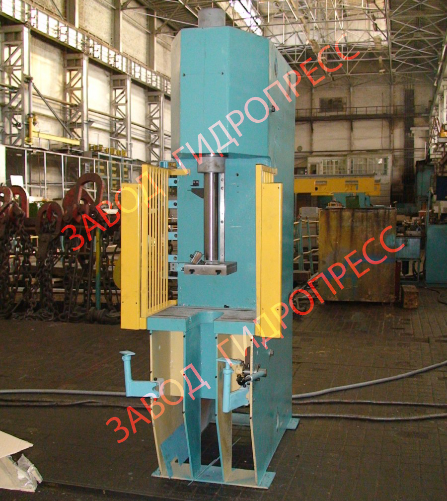 Гидравлический пресс П6320 с усилием 100кН