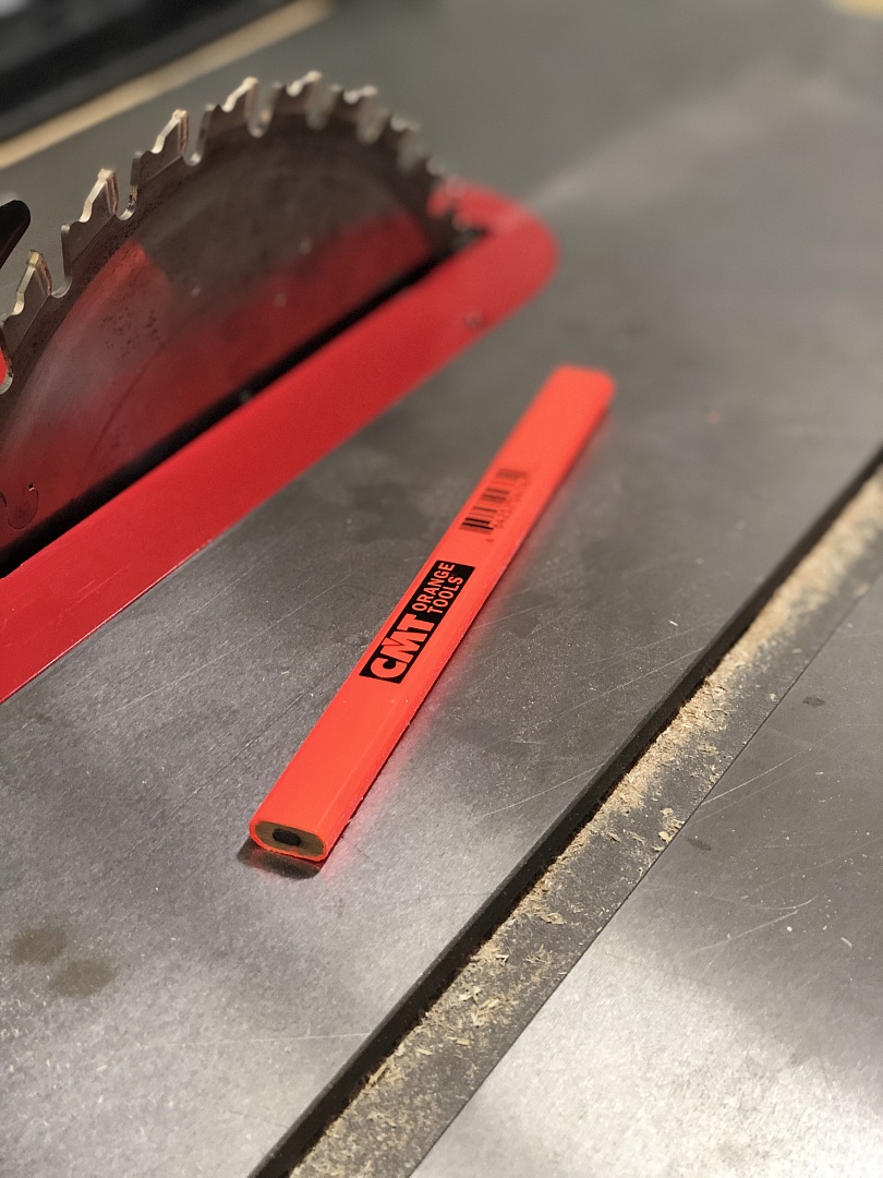 Карандаш столярный Carpenter Pencil CMT