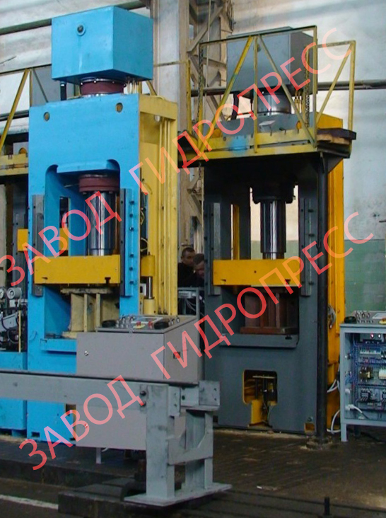 Гидравлический пресс ДЕ2432, ДЕ2432-01 с усилием 1600кН 