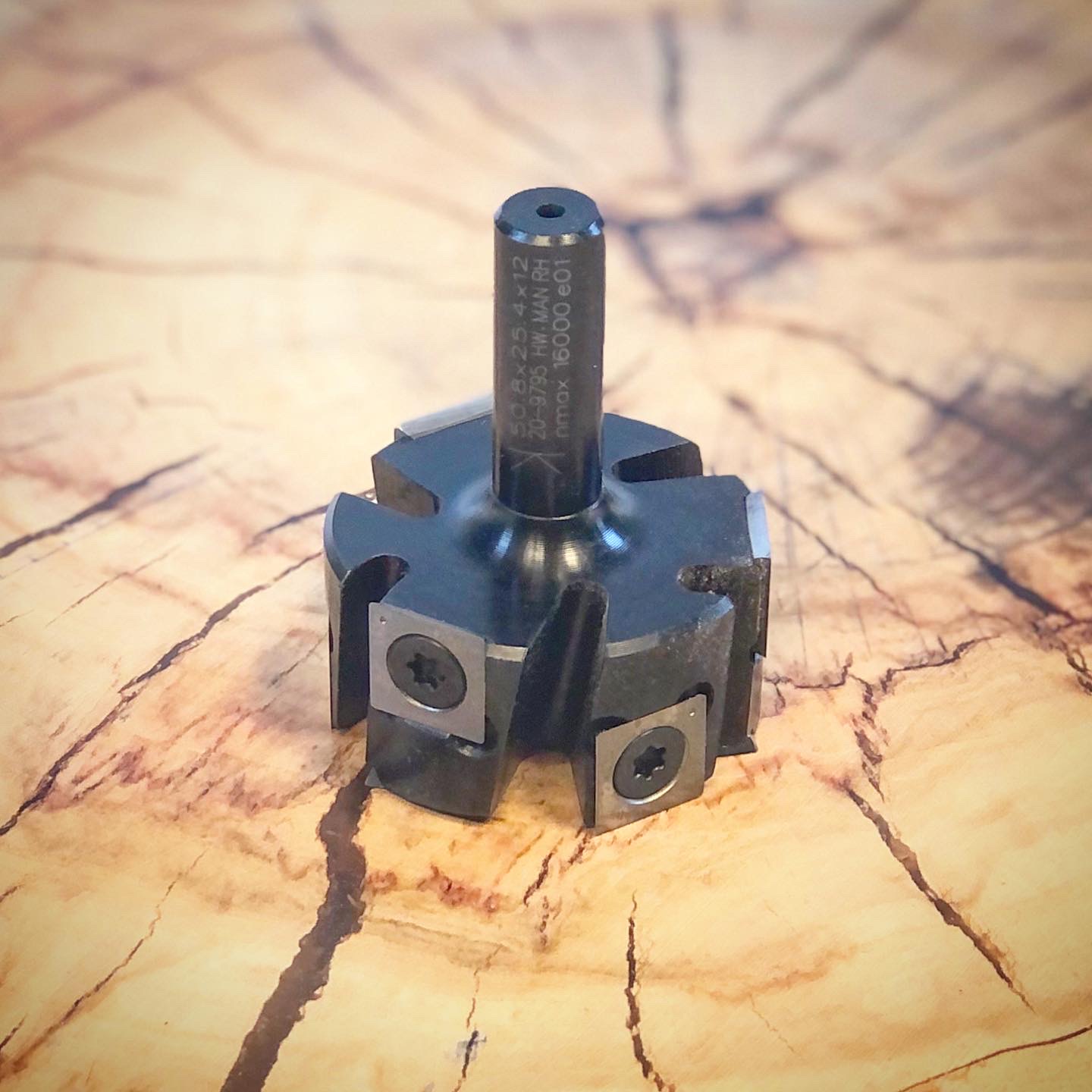 Фреза CMT 663.502.11 для выборки четверти и выравнивания со сменными ножами HM Z6+3 S=12 D=50,8X25X63,5 RH