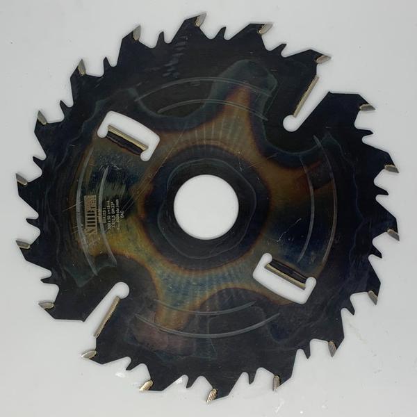 Пила дисковая 300 x 50 x 3,8 / 2,5 Z = 18 + 4 PI-130 SMD Series 1