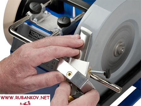 Насадка на заточной станок Tormek, для заточки косых стамесок и токарных резцов < 32 мм