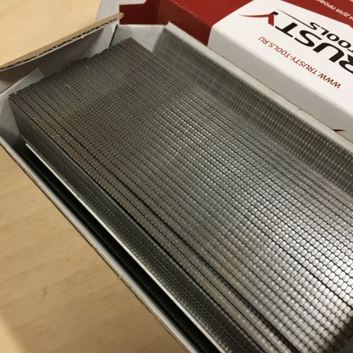 Гвоздь отделочный 18 тип 12 мм из нержавеющей стали