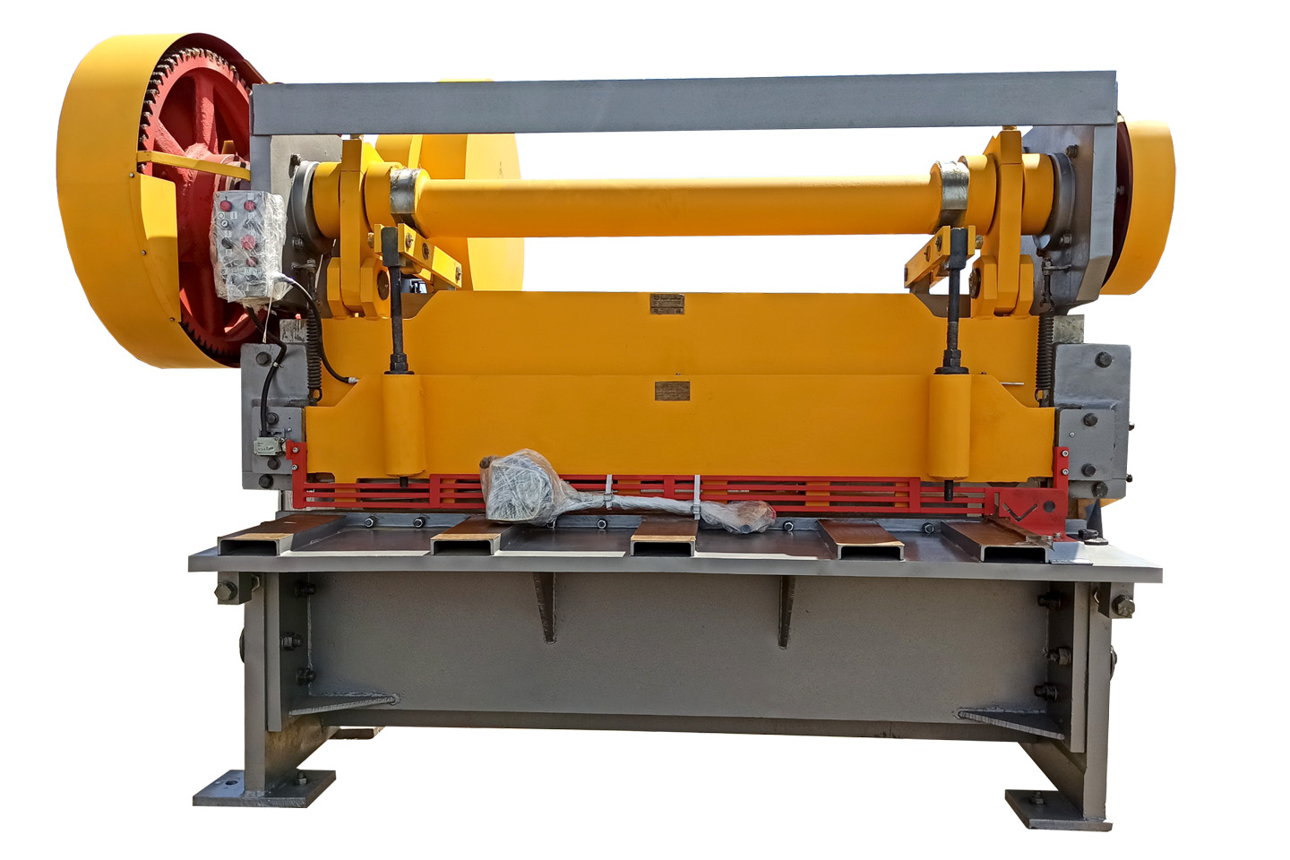 Ножницы  листовые электромеханические Н-3122