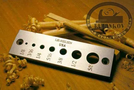 Пробочник Lie-Nielsen Dowel Plate