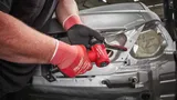 Аккумуляторная ленточная шлифовальная машина Milwaukee M12 FBFL13-402B