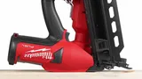 Аккумуляторный гвоздезабиватель Milwaukee M18 FUEL FDN-0C