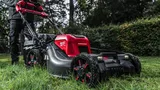 Аккумуляторная газонокосилка Milwaukee M18 FUEL F2LM53-122