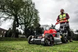 Аккумуляторная газонокосилка Milwaukee M18 FUEL F2LM53-122
