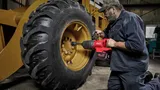 Аккумуляторный высокомоментный ударный гайковёрт Milwaukee 1'' с D-образной рукояткой M18ONEFHIWF1D-0C FUEL
