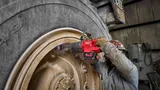 Аккумуляторный высокомоментный ударный гайковёрт Milwaukee 1'' с D-образной рукояткой M18ONEFHIWF1D-0C FUEL