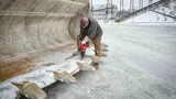 Аккумуляторный высокомоментный ударный гайковёрт Milwaukee 1'' с D-образной рукояткой M18ONEFHIWF1D-0C FUEL